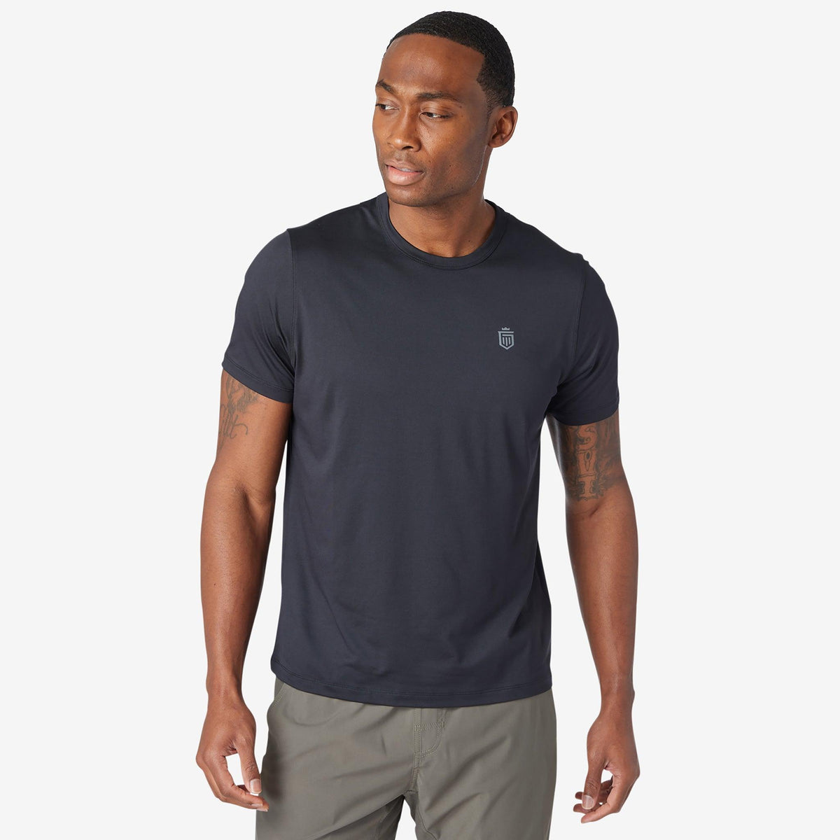 Greatness Wins Men's Core Tech Tee | Black