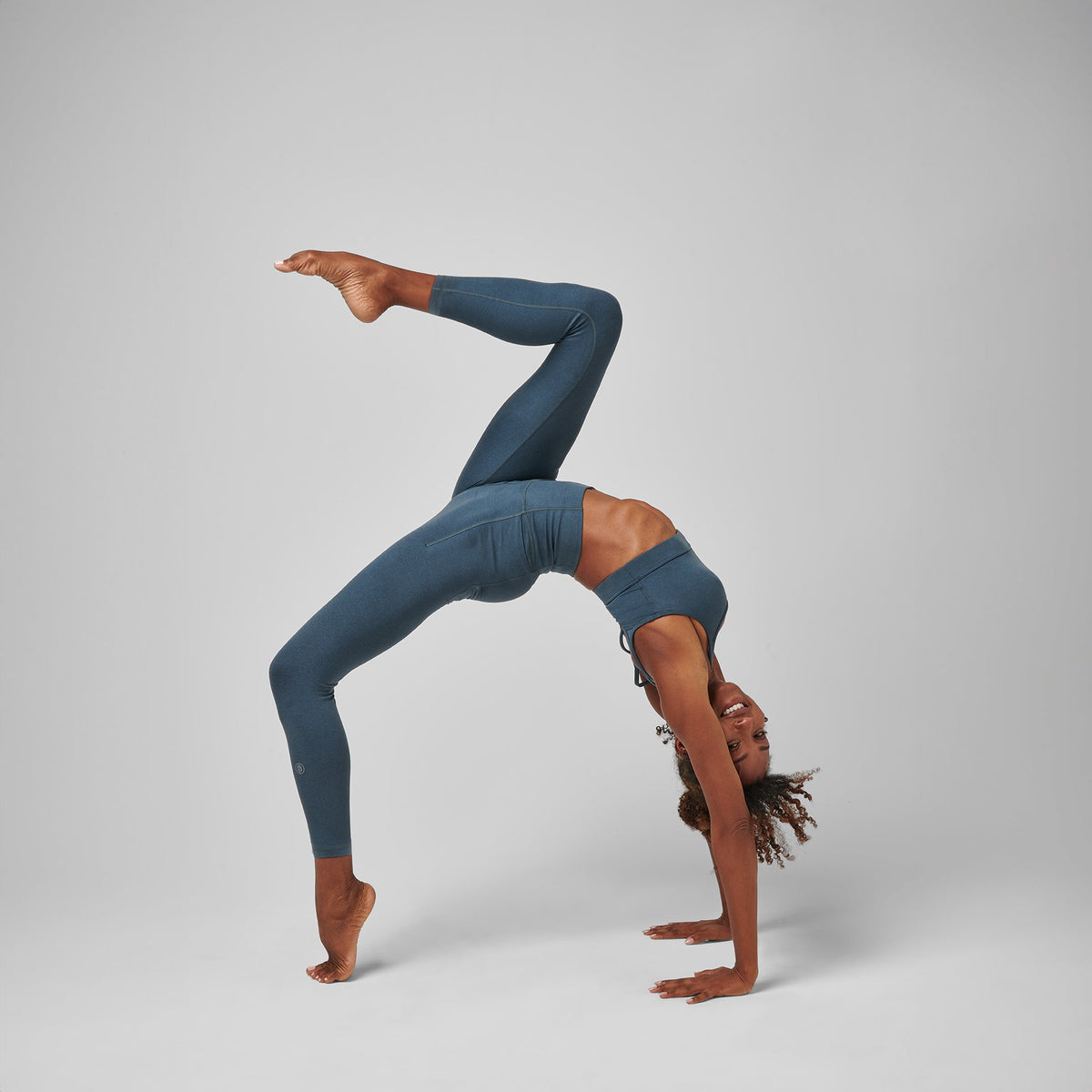 Greatness Wins Women's High Waist Essential Legging | Dark Sky