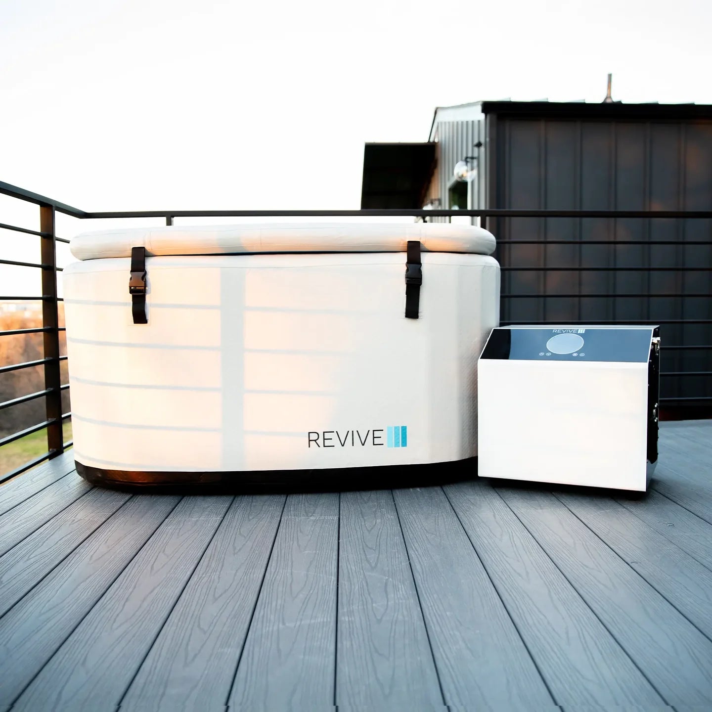 Revive Inflatable Plunge w/ 1 HP Chiller