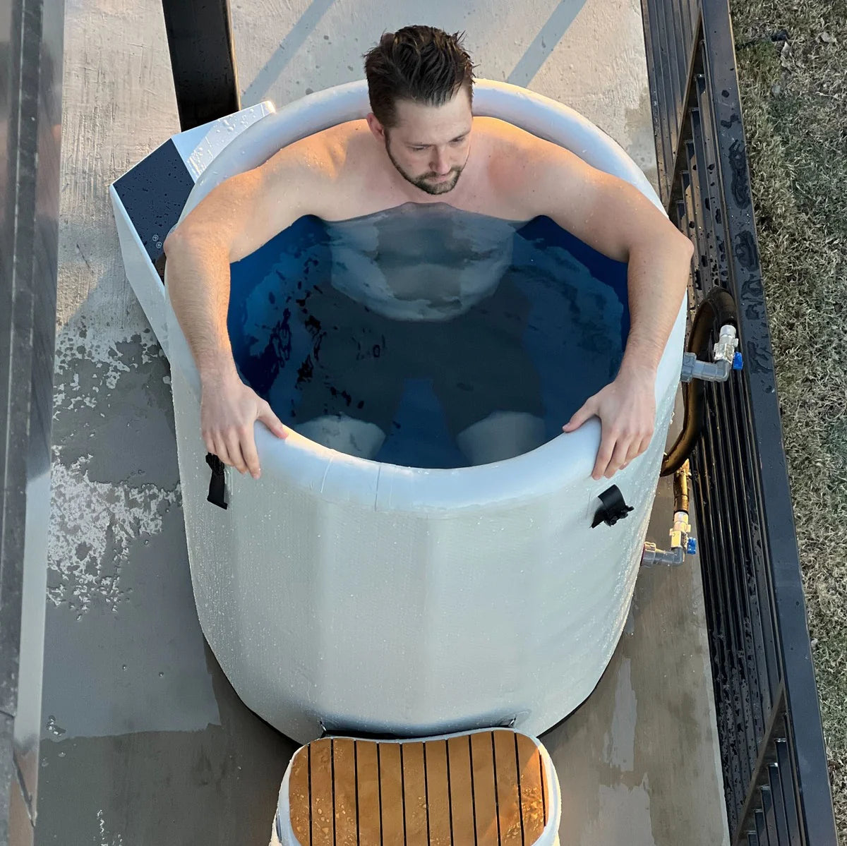 Revive Inflatable Barrel Plunge w/ 1 HP Chiller