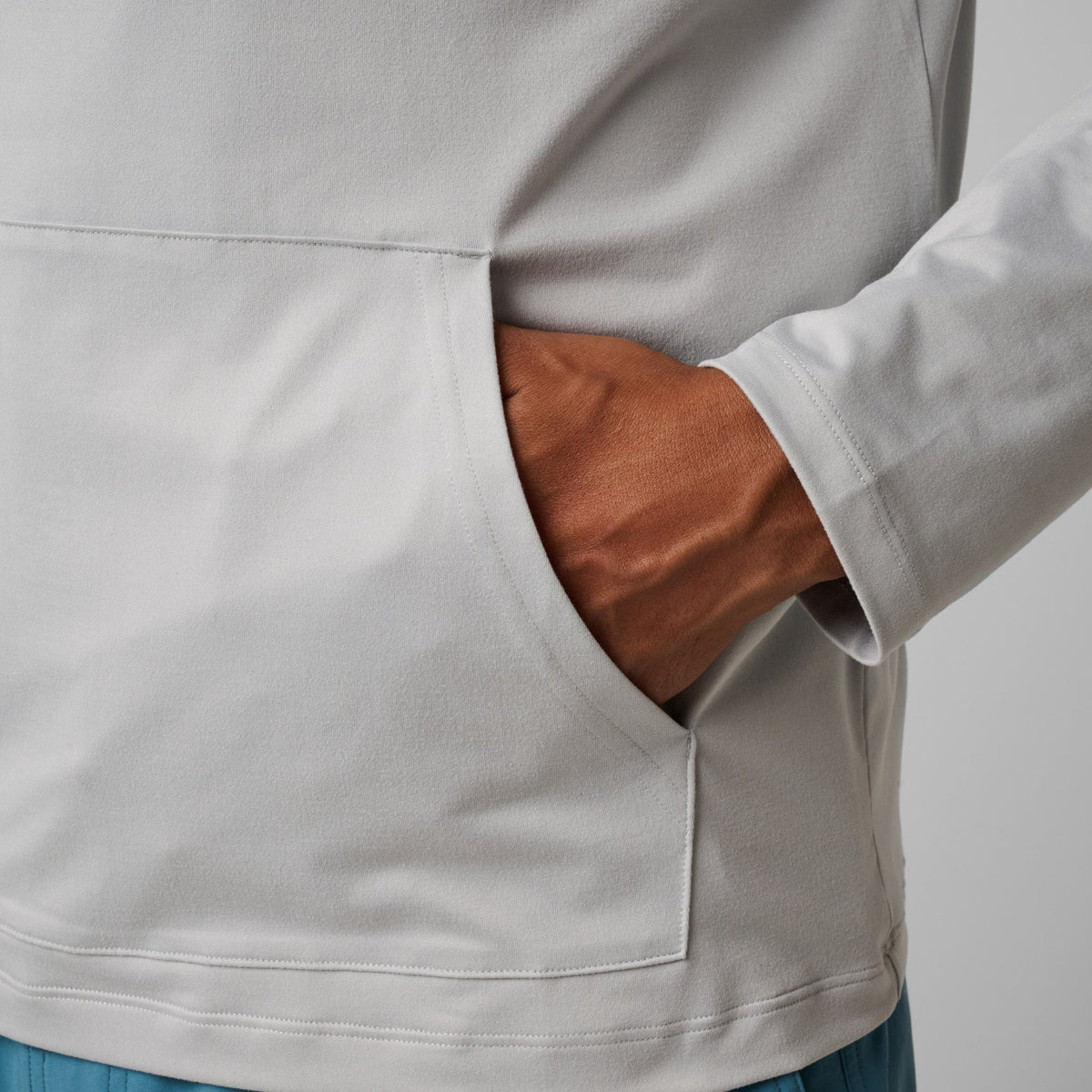 Greatness Wins Men's Core Tech Quarter Zip Hood | Ash Gray