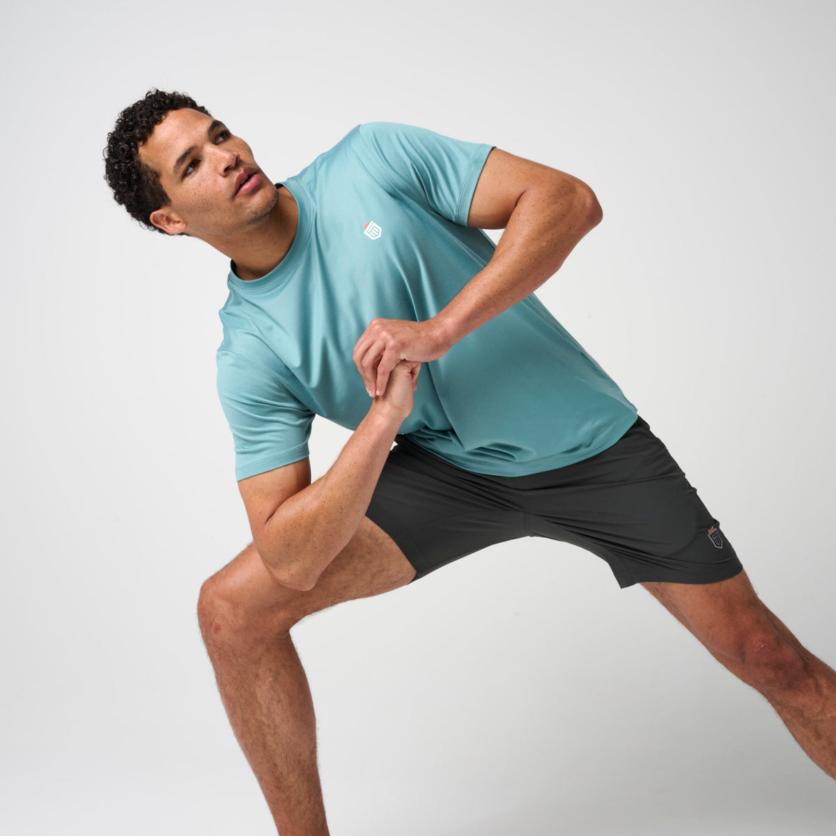 Greatness Wins Men's Core Tech Tee | Sea Spray