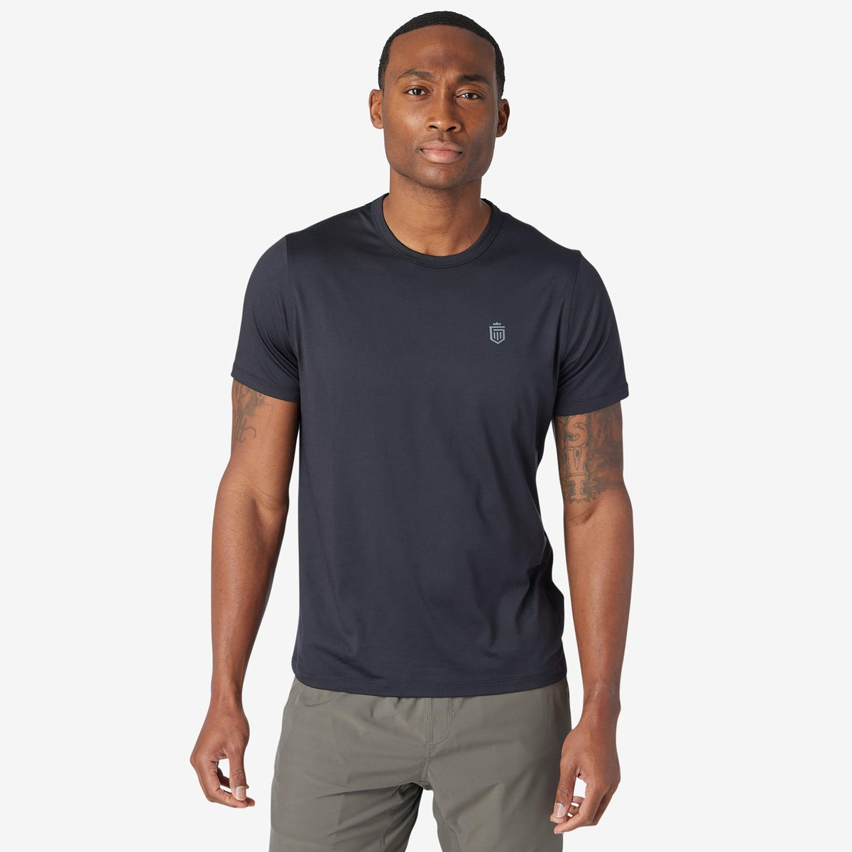 Greatness Wins Men's Core Tech Tee | Black