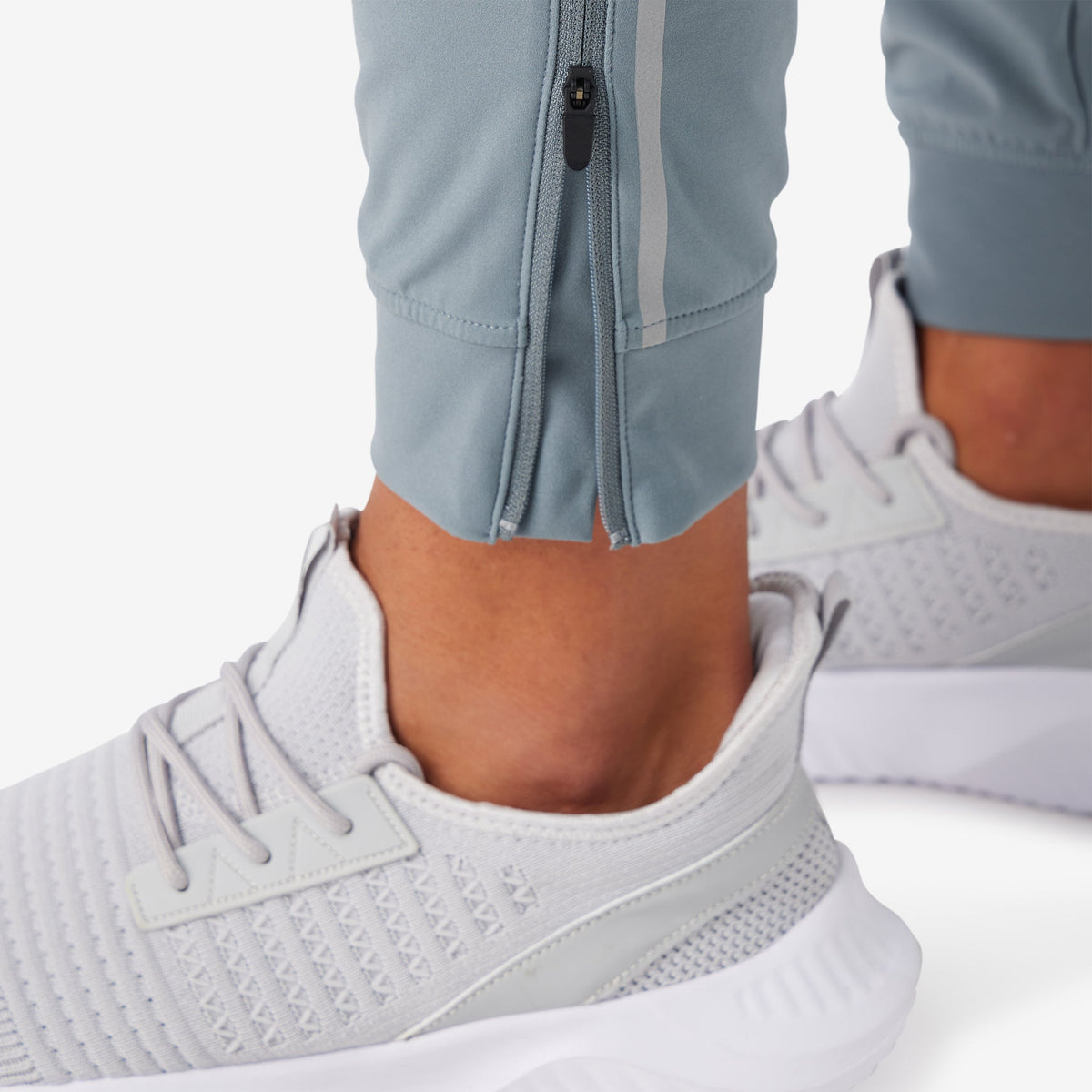 Greatness Wins Men's Performance Tech Jogger | Smokey Blue