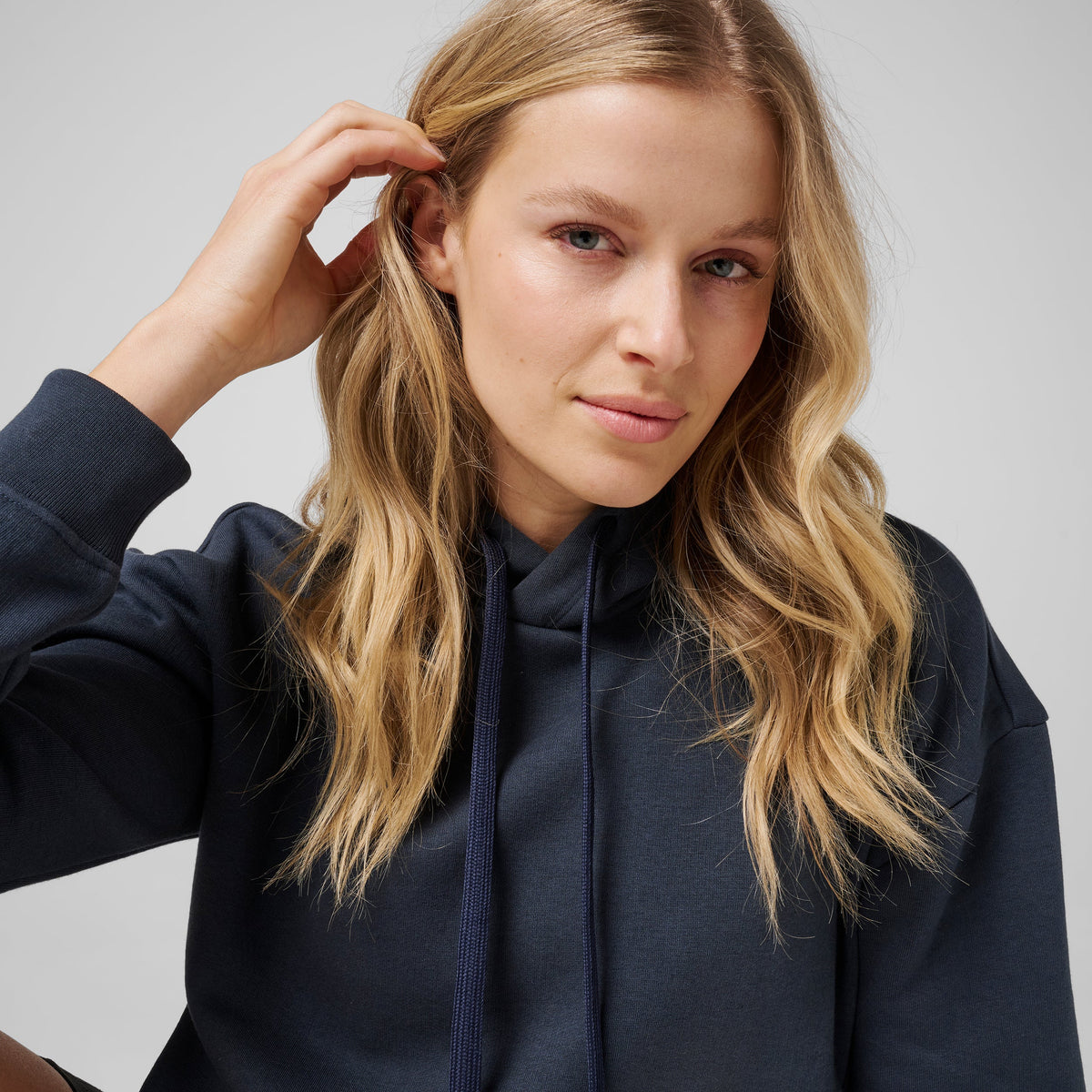Greatness Wins Women's Sweat Pullover Hoodie | Navy