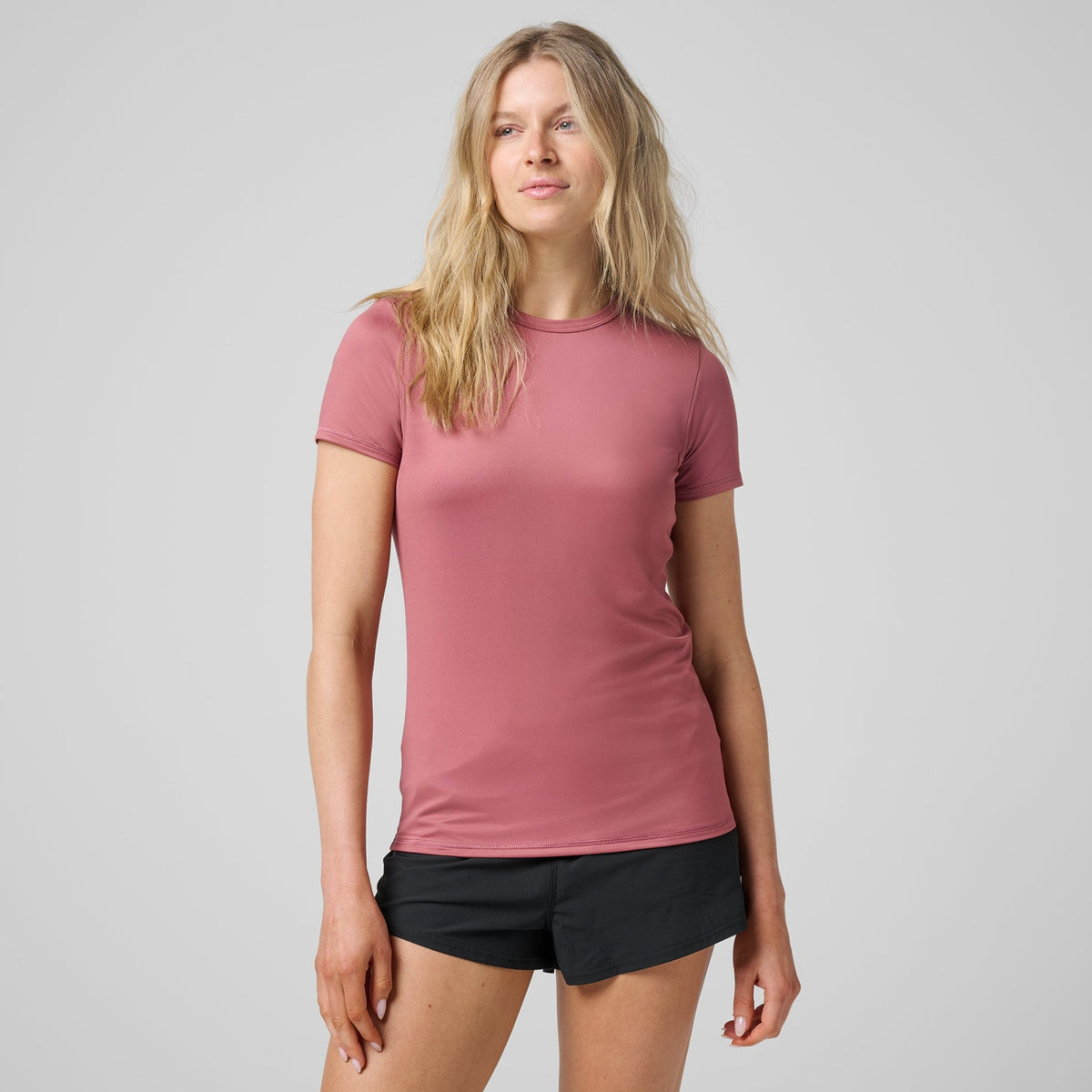 Greatness Wins Women's Core Tech Tee | Dustberry