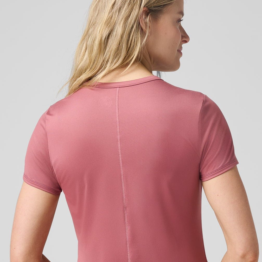 Greatness Wins Women's Core Tech Tee | Dustberry